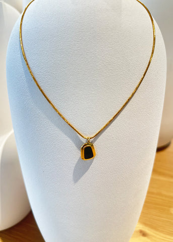 The "Kai: Gold Stainless Steel Teardrop Pendant Necklace